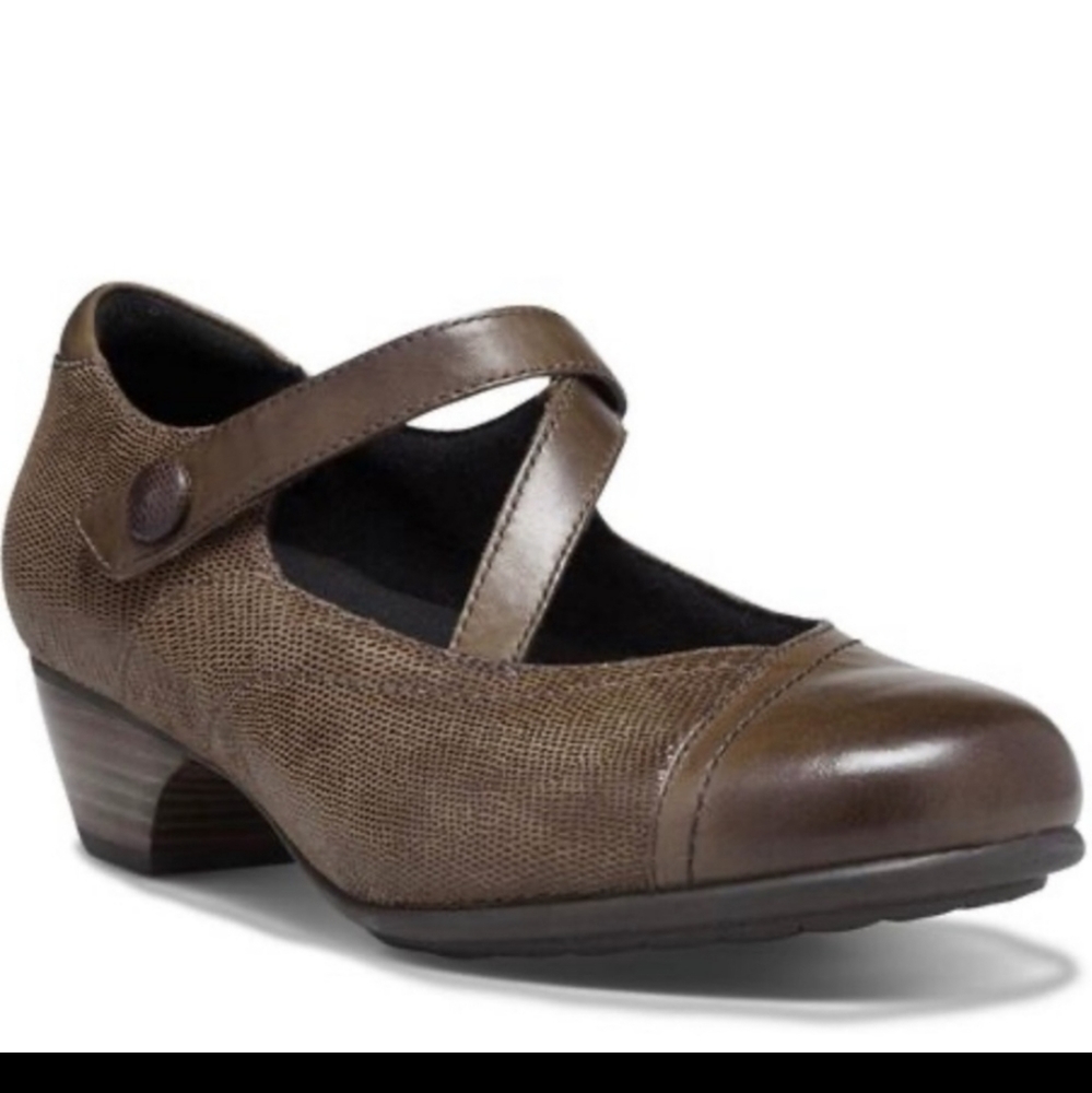 ARAVON Portia MARY JANE By New Balance BROWN 12D